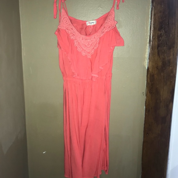 Pink lace dress - Picture 1 of 2